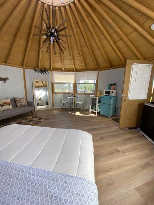 Glamping-Sky Dome Yurt-Tiny House-2 By Lavenders Field Villa Valley Center Exteriör bild