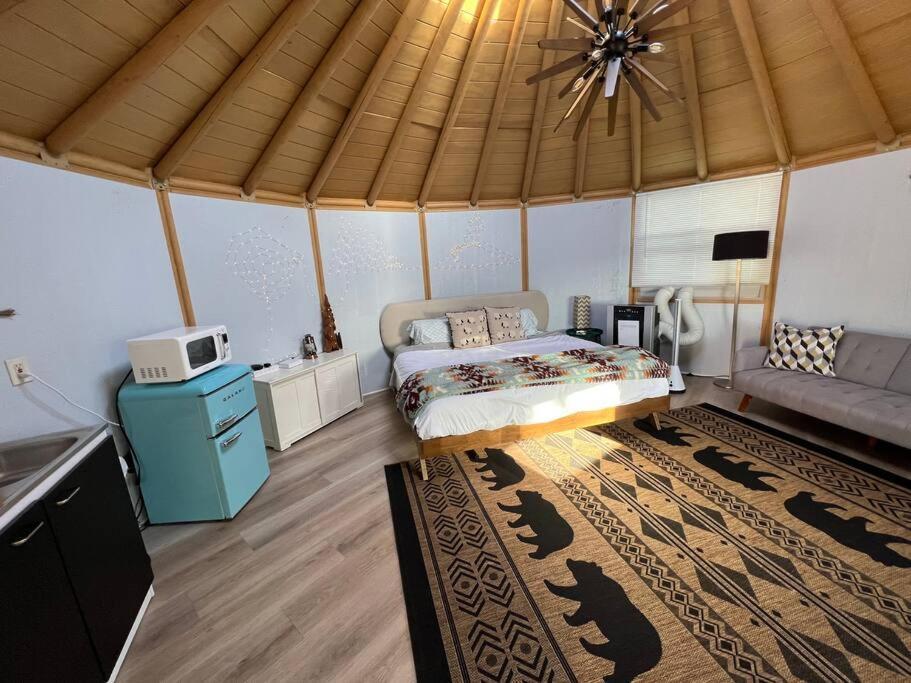 Glamping-Sky Dome Yurt-Tiny House-2 By Lavenders Field Villa Valley Center Exteriör bild