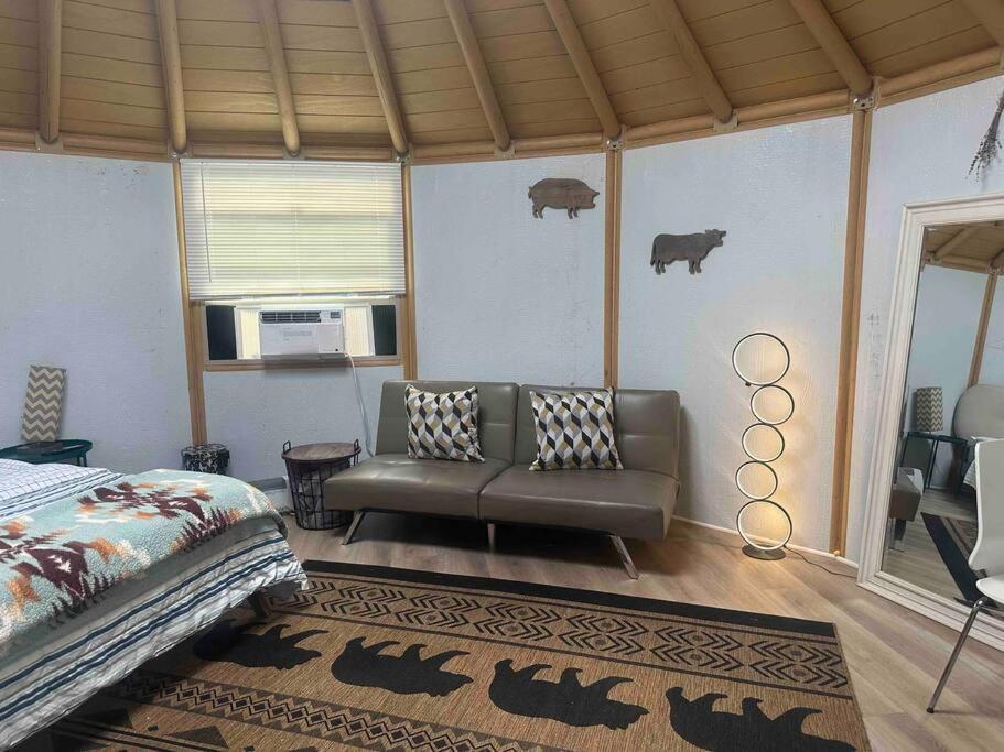 Glamping-Sky Dome Yurt-Tiny House-2 By Lavenders Field Villa Valley Center Exteriör bild